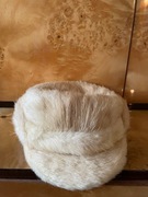 Beżowa czapka kaszkiet z nutrii