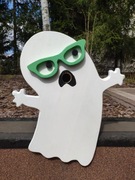 Pan duch, budka dla ptaków, małe dziuplaki