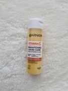 Garnier Vitamin C Brightening Liquid Care esencja rozświetlająca