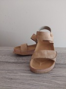 Sandały beżowe chłopięce Gioseppo r. 31