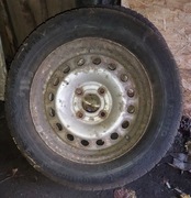 Felgi stalowe z oponami Nissan Primera