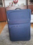 Duża walizka na kółkach granatowa