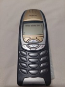 Telefon komórkowy NOKIA 6310 z ładowarką NOKIA 6310