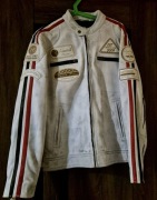 Biała skórzana kurtka Vera Pelle Vintage - Rozmiar M