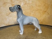 Porcelanowa figurka psa - dog niemiecki, Łomonosow