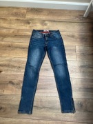 Sprzedam spodnie jeansowe TERRANOVA S