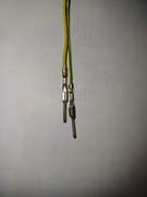 Piny do szarych wtyczek z białymi wkładkami Ford