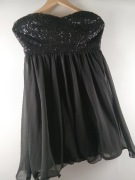 Czarna sukienka Sisters S bez ramiączek cekinowa tiul rozkloszowana 