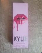 Kylie Jenner cosmetics pomadka 100