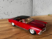 Maisto 1:24 Buick Riviera 1964