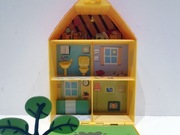 Tm Toys Świnka Peppa Domek i ogródek Świnki Peppy 06156