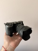 Sony ZV-E10 II + Sigma 18-50 f/2.8 + SmallRig Cage | idealny do video