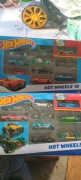 Hot Wheels 2 zestawy resorkow 