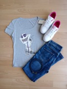 Szara bluzka krótki rękaw print nadruk rozmiar XS 34 cekiny 12 lat 152 cm