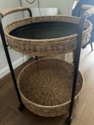 Stolik jeżdżący rattan LUBBAN ikea