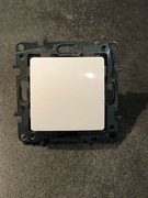 Włącznik schodowy krzyżowy Legrand Niloe Step 