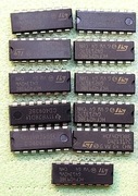 Układ scalony CD4093 FABRYCZNIE NOWY