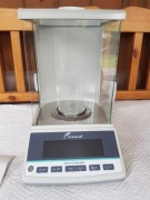 Waga laboratoryjna 0,1mg