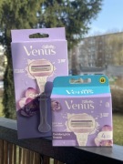 Zestaw Gillette Venus Comfortglide Breeze Maszynka dla kobiet + 5x wkłady
