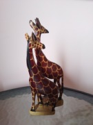 Drewniane figurki żyrafek 