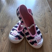 Kapcie dla dziewczynki,do szkoly,domu, CCC, rozmiar 32