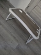 Składany stolik pod laptopa