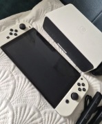 NINTENDO SWITCH OLED Na gwarancji