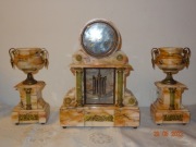 Zegar kominkowy 1855, kandelabry, marmur, złoto.