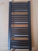Grzejnik LUXUS 102.5x48 cm Czarny 434W Roz 40cm7 Bar EQUATION