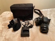 Lustrzanka Canon EOS 4000D + obiektyw + torba + ładowarka + pasek