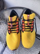 Buty Nike Air Zoom Pegasus 38 żółte rozmiar 44.5