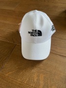 Czapka z daszkiem w stylu North Face