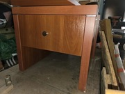 komoda i 2 szafki nocne, solidne meble