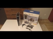 Konsola PS5 z napędem 825gb