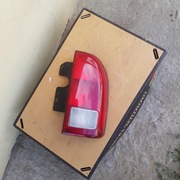 Suzuki Grand Vitara 1  lampa tył prawa