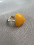 Srebrny pierścionek z bursztynem, srebro 925