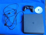 PS 4 Slim 500GB z grą EA FC25