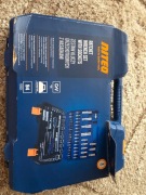 zestaw kluczy grzechotkowych z nasadkami Niteo Tools (94 el.) w walizce