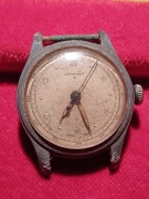 Zabytkowy zegarek w stylu militarnym z okresu II wojny światowej