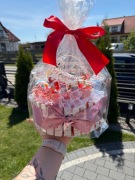 Box ze słodyczy kinder