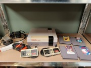 Konsola NINTENDO NESE-001 + Pady + Gry Zadbana 