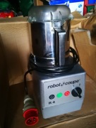 Robot Coupe R4 tri Wilk 