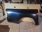 Blotnik poszycie paki prawy toyota hilux 2016-->