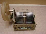 kondensator zmienny 2x500pF