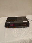 Radioodtwarzacz kasetowy Universum zegarek budzik 