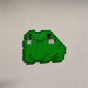 Żaba magnes, urocza ozdoba z koralików