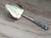 POSREBRZANA ŁOPATKA DO POMIDORÓW ŚRODEK STOŁU FINLANDIA RÓŻA