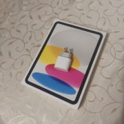 Nowy iPad 10gen. 64GB srebrny + ładowarka + etui