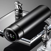 Termos z pomiarem temperatury 