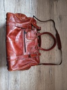 Piękna torba skórzana do podróży 